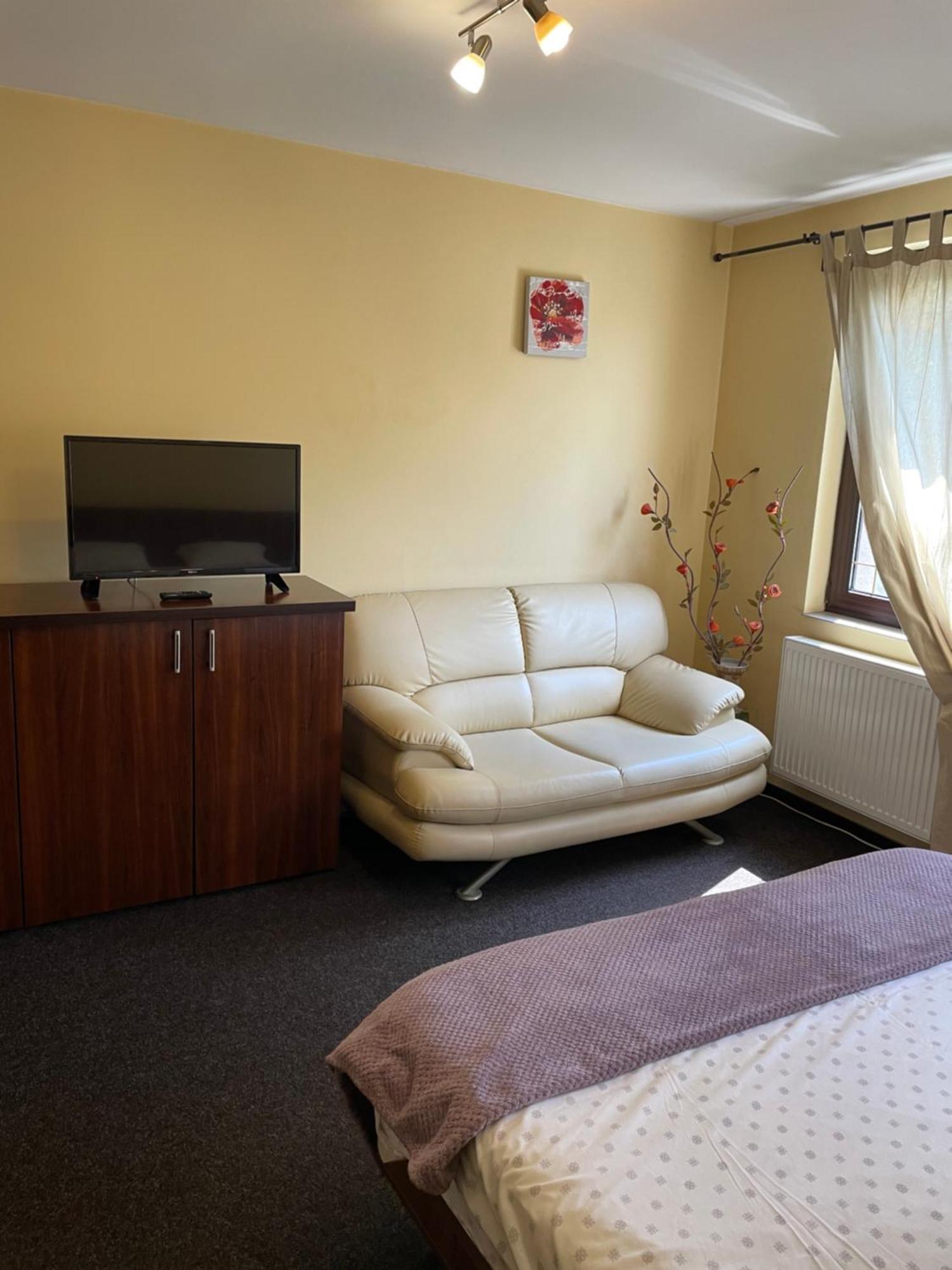 Apartamento La O Barfa Ploieşti Exterior foto
